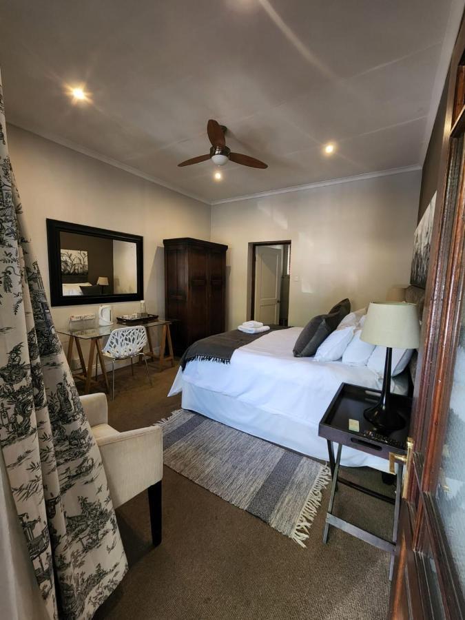 Melville Turret Guesthouse Йоганнесбурґ Екстер'єр фото