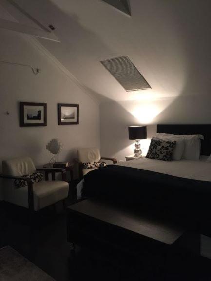 Melville Turret Guesthouse Йоганнесбурґ Екстер'єр фото